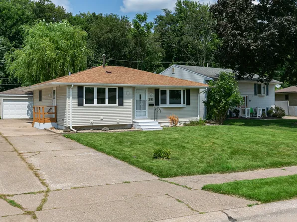391 33rd Avenue Ct, East Moline, IL 61244