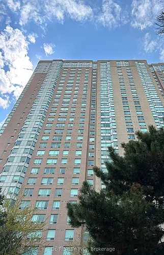 68 Corporate Dr Photo 1
