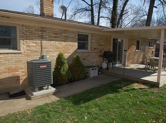 5th image of 1291 Michael Ln