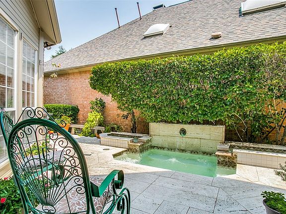 3rd image of 8339 Coral Dr