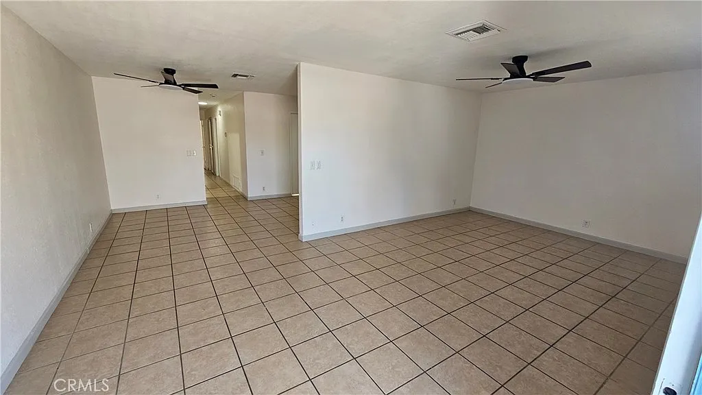 29040 Landau Blvd — Photo 4