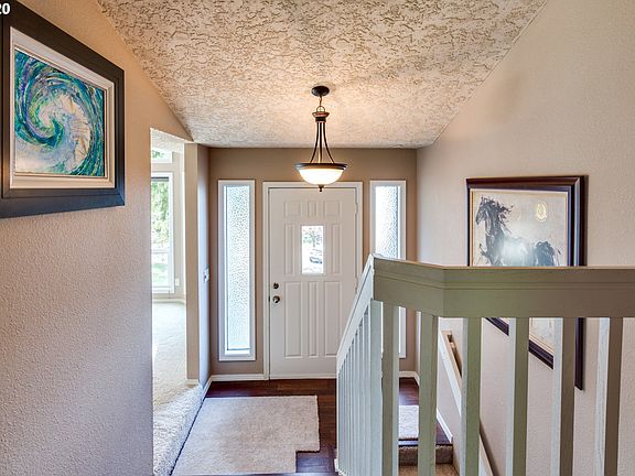 5th image of 2408 NE 154th Cir