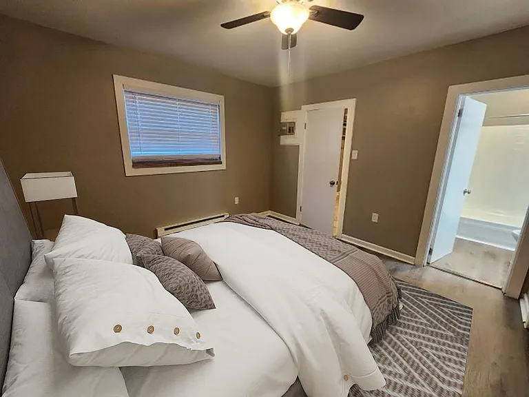 2915 Westwood Northern Blvd — Photo 5
