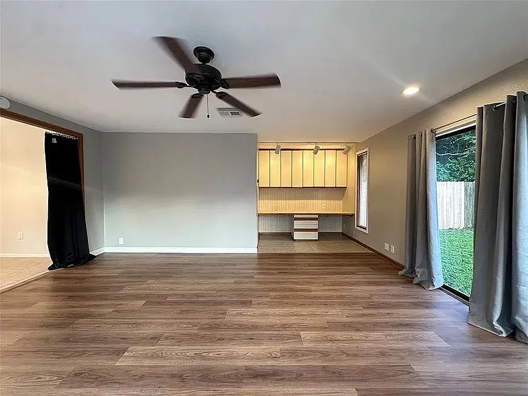 12139 Huntington Park Dr — Photo 10