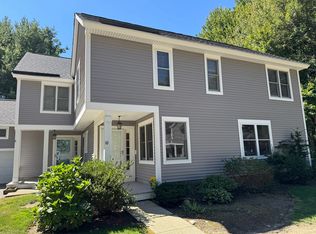 10 Apple Ct UNIT 10, Rockland, MA 02370