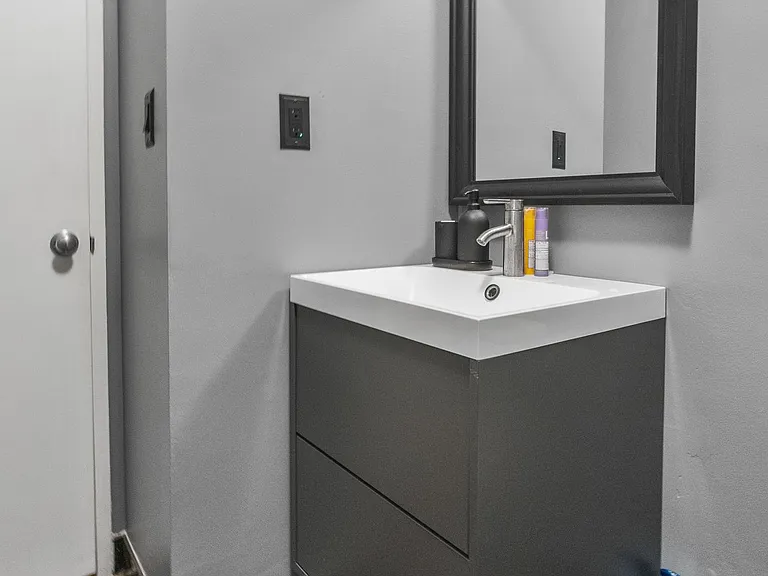 7002 Boulevard East #11A — Photo 15