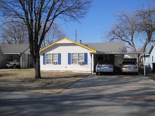2nd image of 1009 SW 63rd St