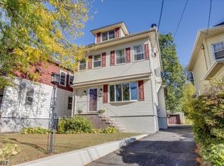 65 E Gouverneur Ave, Rutherford Boro, NJ 07070