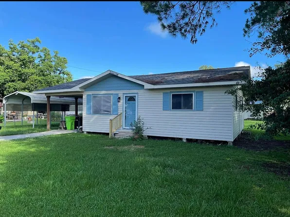 2203 Amilcar Dr, Breaux Bridge, LA 70517