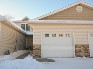 3077 Venice Ln NW, Rochester, MN 55901