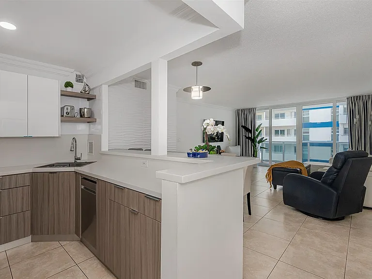 3140 S Ocean Dr #509 — Photo 6