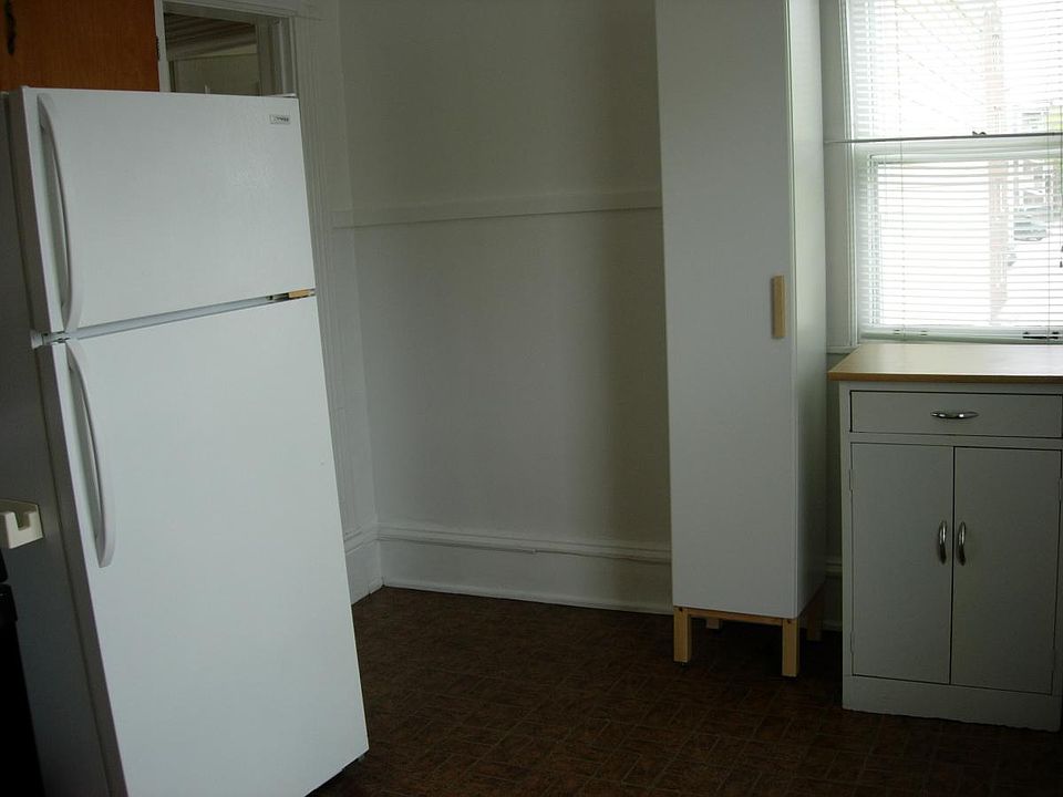 1st image of 120 Clinton Ave Floor 2