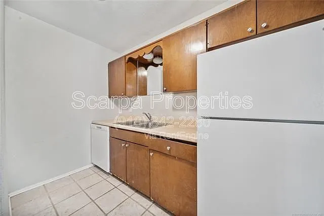 5520 E 47th Pl — Photo 11