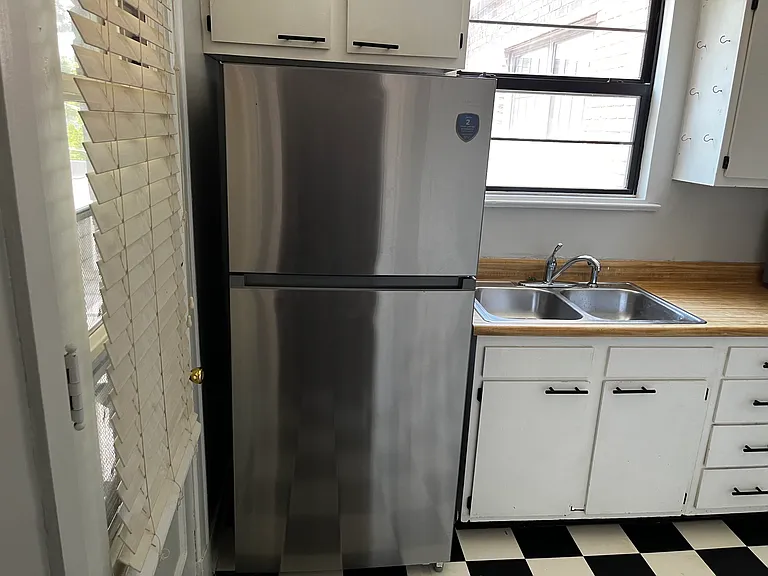 1906 Dorothy Ave — Photo 10