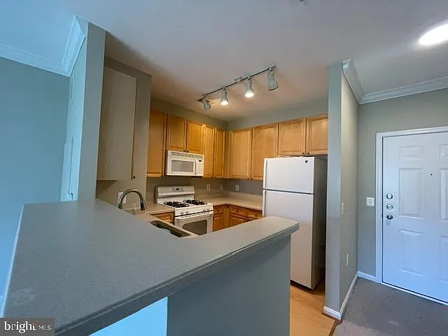 9480 Virginia Center Blvd #426 — Photo 2