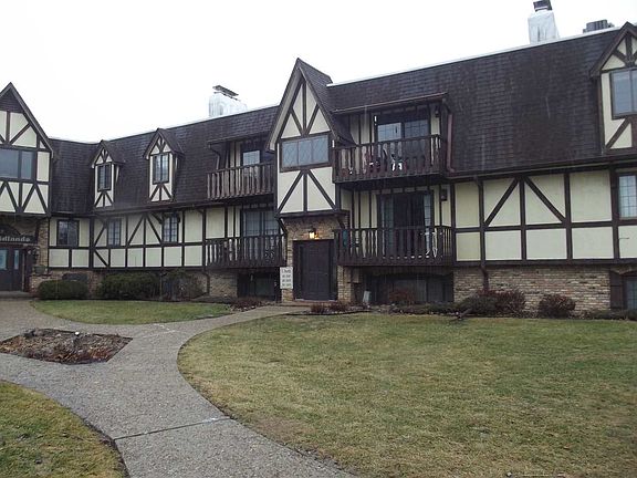 2nd image of 1512 1st Ave #C303n