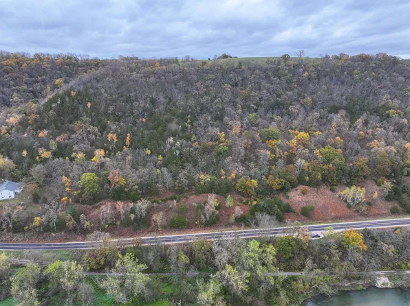 26 County, Houston, MN 55943