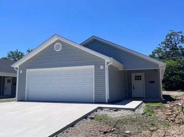 418 N Elliott St, Webb City, MO 64870