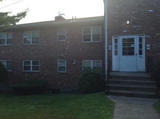 358 Highland Ave #2H, Cheshire, CT 06410