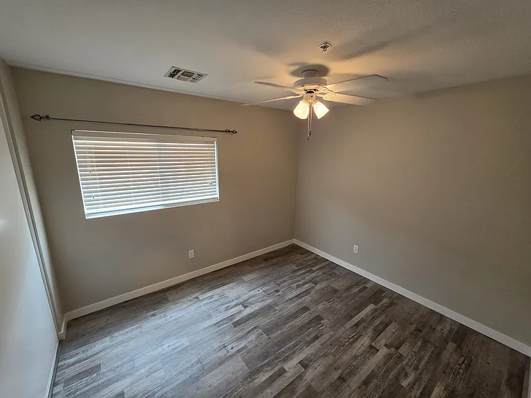 8954 E Shangri La Rd — Photo 15