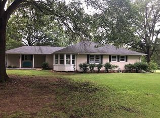 230 Fairway Dr, Stoneville, NC 27048