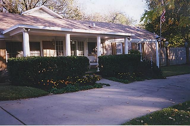 1st image of 1222 Fulton Dr