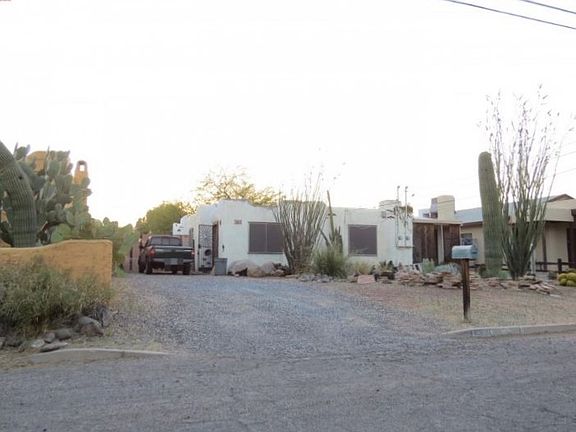 4th image of 1731 N Baxter Dr