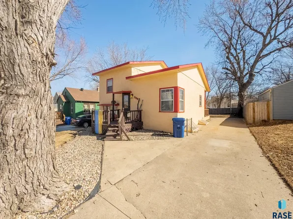 508 N French Ave, Sioux Falls, SD 57103