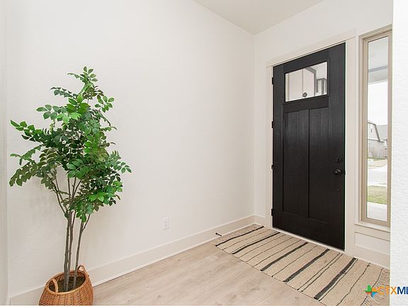 4th image of 2021 Stillwell St