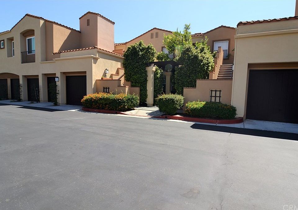 1st image of 112 Verdin Ln