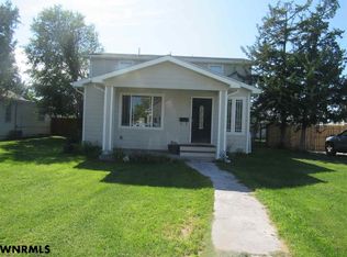 1812 11th Ave, Scottsbluff, NE 69361