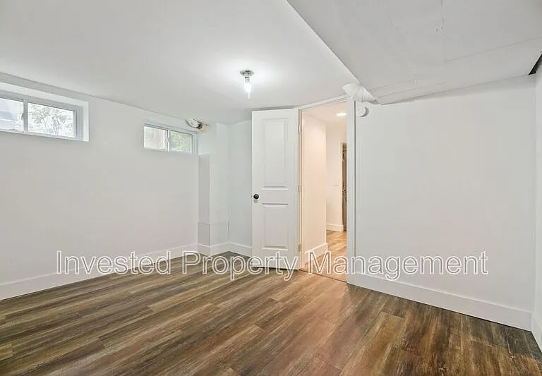 1640 S Marion St — Photo 22