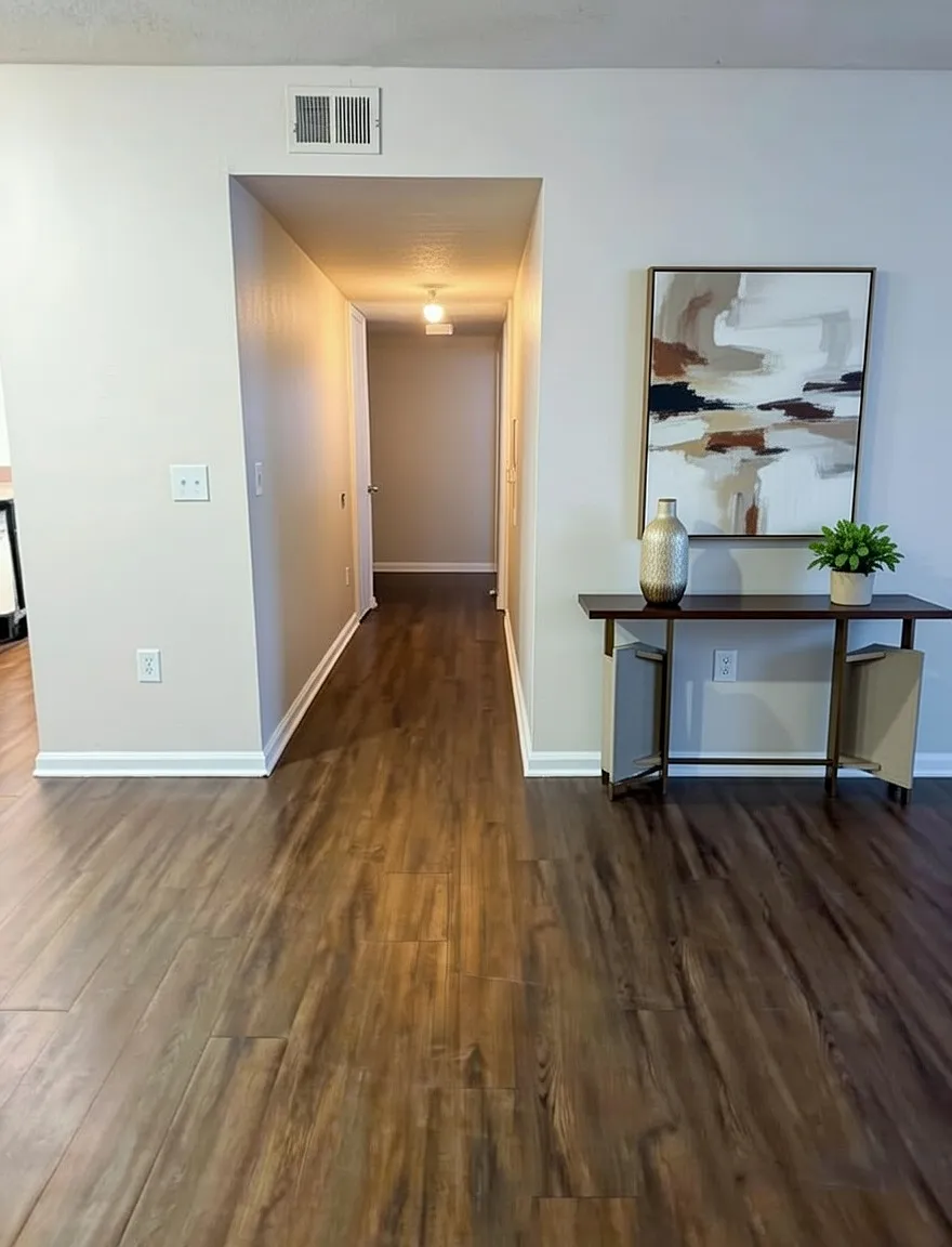 3 bed, 1323 sqft, $1,375 — Photo 2