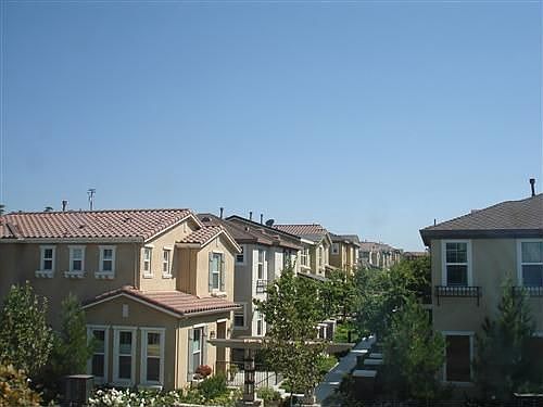 3rd image of 232 Meadow Pine Pl