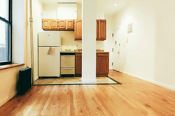 Rented by Union Square Property Management | media 23