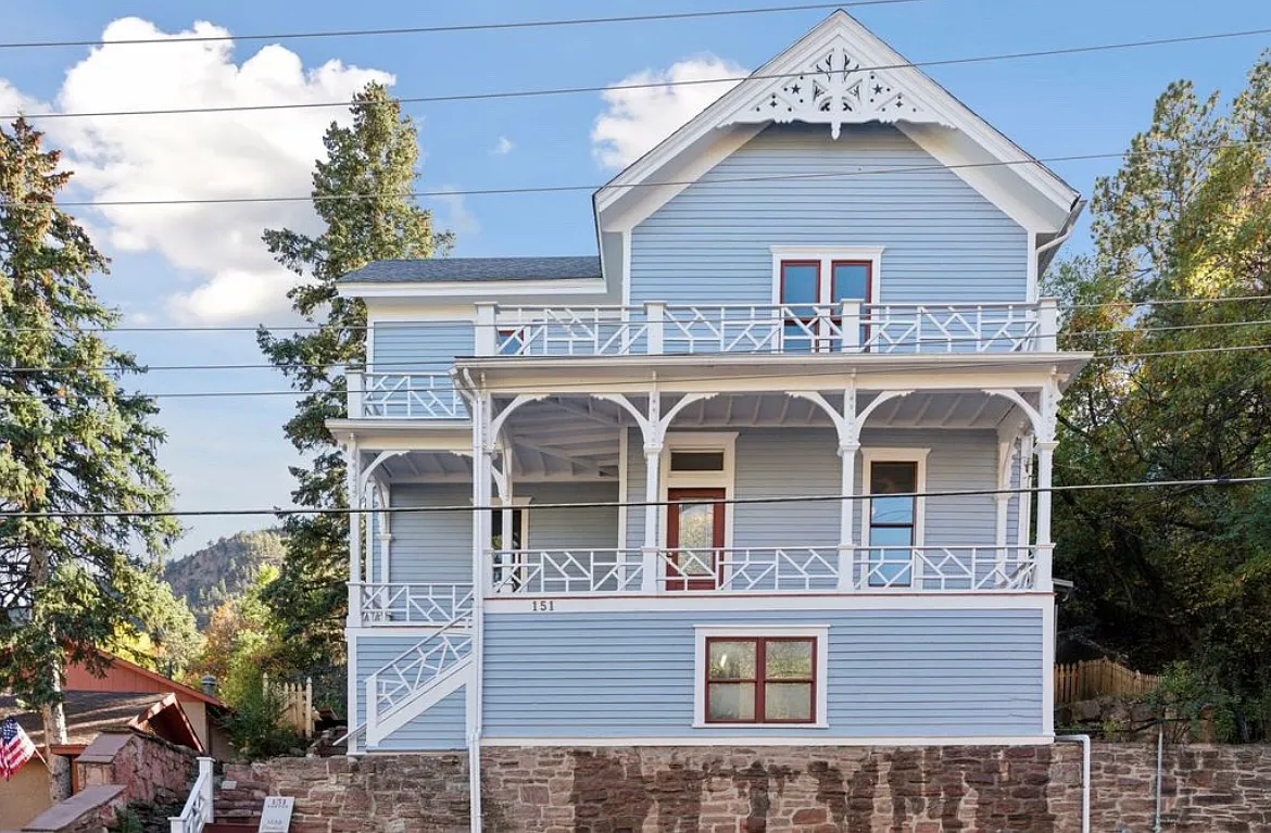 151 Ruxton Ave — Photo 1