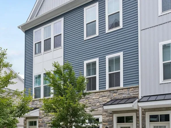 5101 Donatello Dr, Princeton, NJ 08540