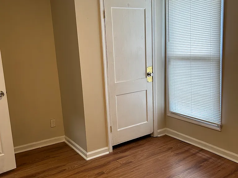 119 16th St SE — Photo 15