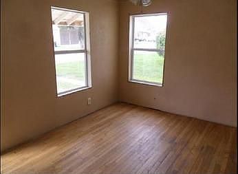 3rd image of 2301 Eastover Ave