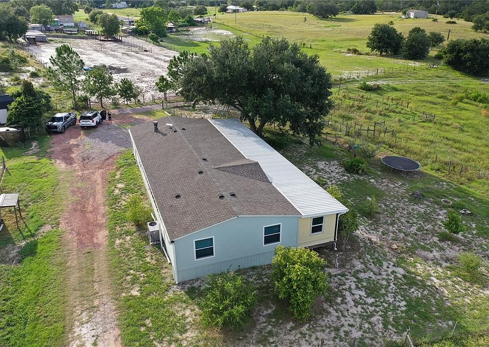 1st image of 713 Sultenfuss Rd