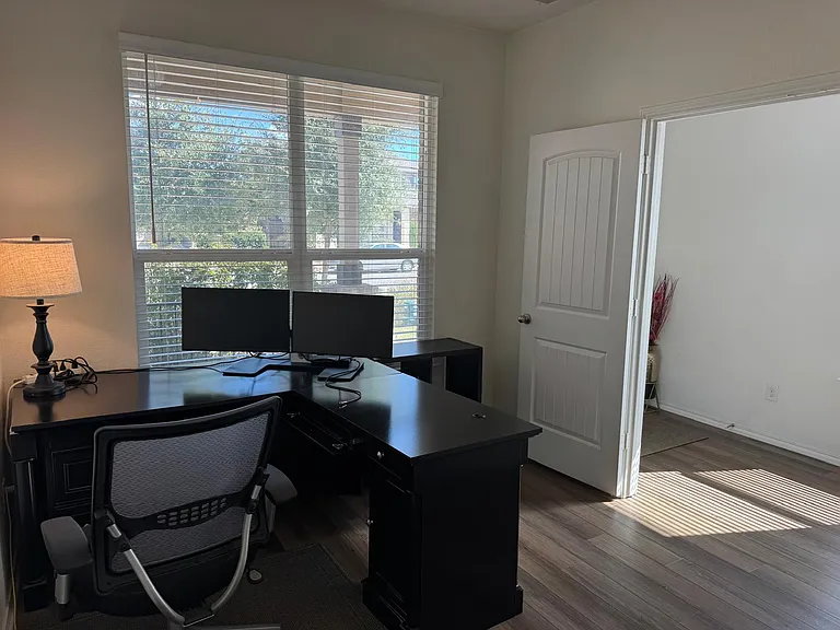 505 Weizenbock Ln — Photo 19