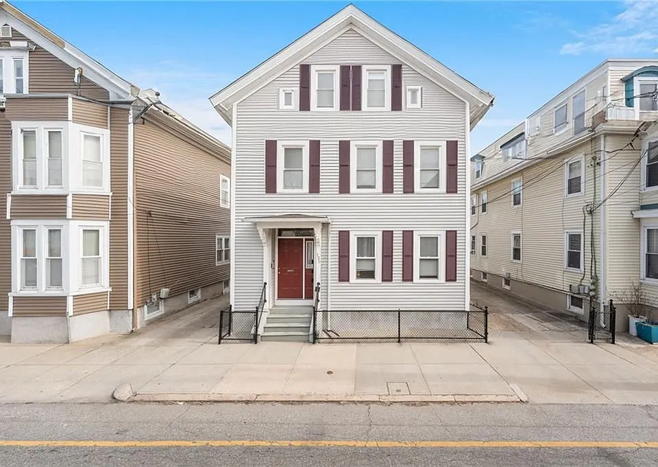 130 Sutton St #2