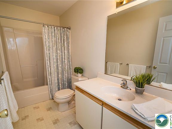 5th image of 4655 Cheryl Dr