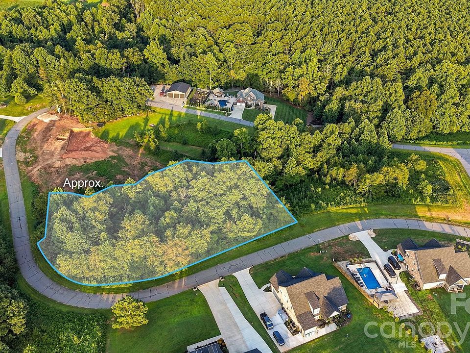 1st image of 5269 Antler Creek Dr