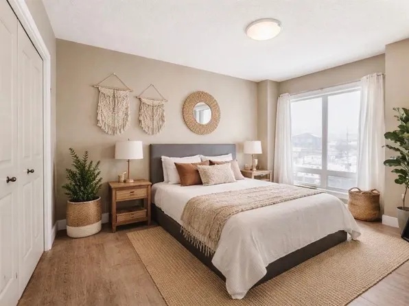 1899 NE 45th St NW #306, Calgary, AB T3B 4S3