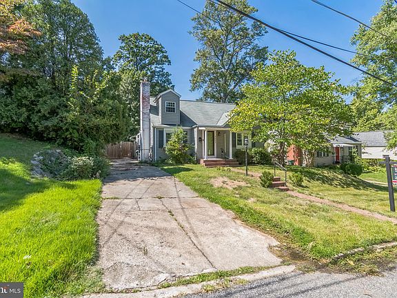4th image of 7007 Mason St