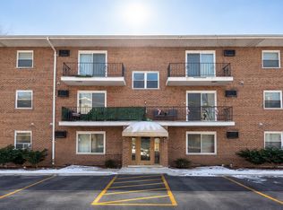 9715 S Harlem Ave #3NW, Chicago Ridge, IL 60415