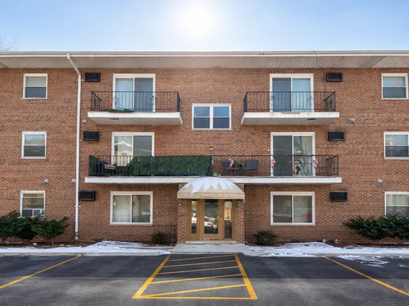 9715 S Harlem Ave #3NW, Chicago Ridge, IL 60415