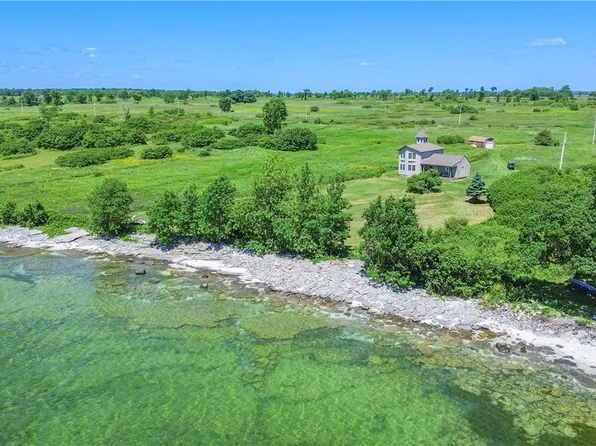 1812 Grenadier Island Rd #1, Cape Vincent, NY 13618