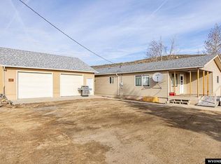 156 A St, Superior, WY 82945